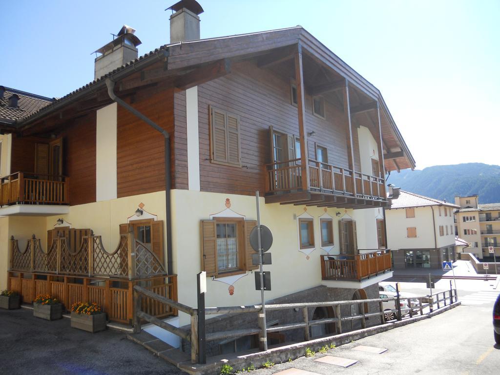 Residence Garni Manuela Cavalese Exteriér fotografie